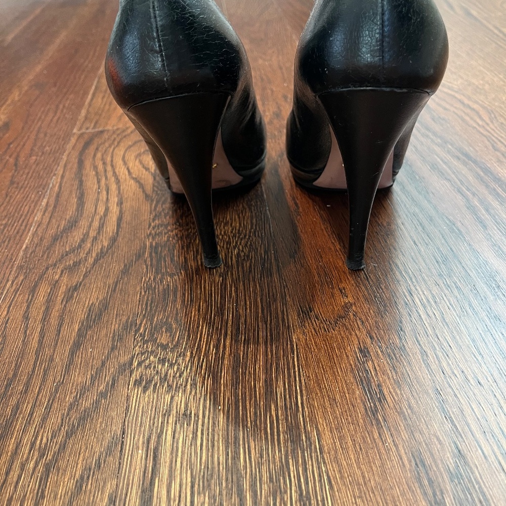 Prada Round Toe Black Leather Platform Pumps - image 5